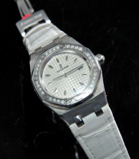 Audemars Piguet, 33mm "Lady's Royal Oak" Ref.67621ST.ZZ.D012CR.02 in Steel with Diamonds