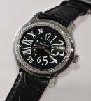 Audemars Piguet, Lady's "Millenary" auto Ref.77301ST.ZZ.D002CR.01 in Steel with diamonds