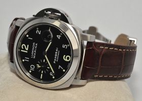 Panerai 44mm "Luminor Marina" Auto/date in Steel