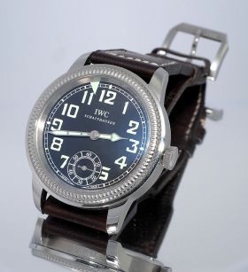 IWC, 44mm "Fliegeruhr Handaufzug" Pilot's watch hand-wound Ref.3254 in Steel