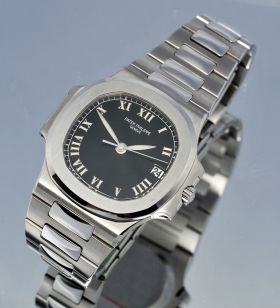 Patek Philippe, 38mm "Nautilus" Ref.3800/1A auto/date in Steel