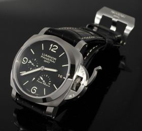 Panerai, 44mm "Luminor Marina 1950 3-Days, GMT Power Reserve" Pam321 in Steel