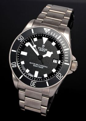 Tudor 42mm "Pelagos 500m" Ref.25500TN auto/date in full Titanium