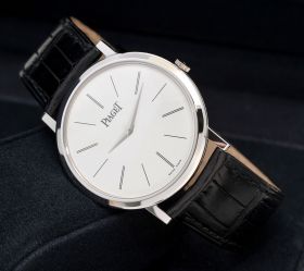 Piaget, 38mm Ultra Thin "Altiplano" Ref.GOA29112 manual winding in 18KWG
