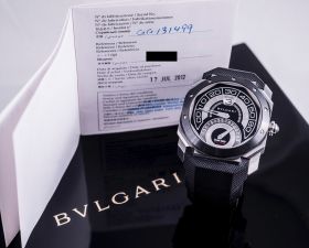 Bvlgari 43mm "Octo Bi-Retrograde" Jumping Hour by Gerald Genta automatic in Ceramic & Steel