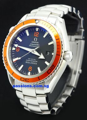 Omega "Seamaster 600m Planet Ocean" in Steel