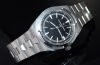 2020 Vacheron Constantin 41mm Overseas 4500V/110A-B483 Black dial automatic date in Steel. F/Set